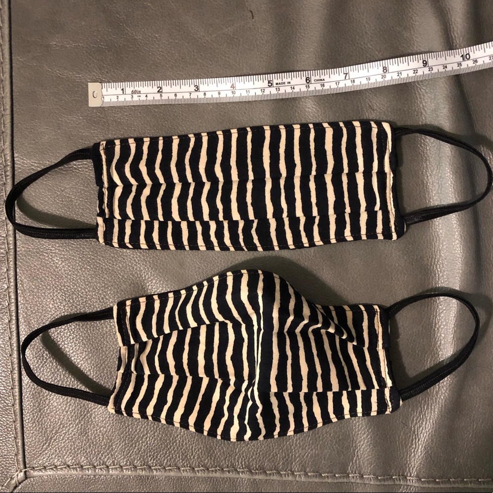 Facemask 3 ply, 2 for $13